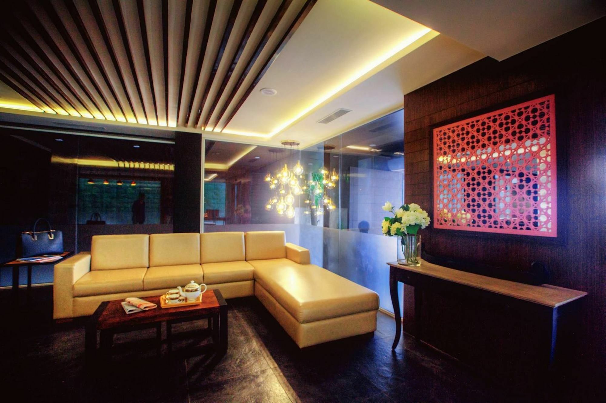 Minla Hotel Bangalore Eksteriør billede