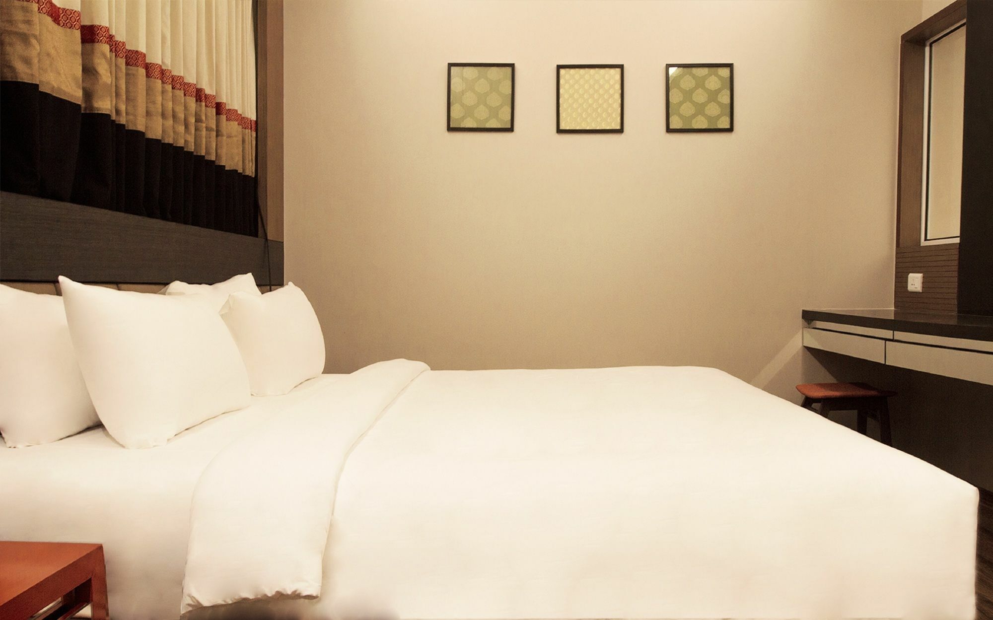 Minla Hotel Bangalore Eksteriør billede